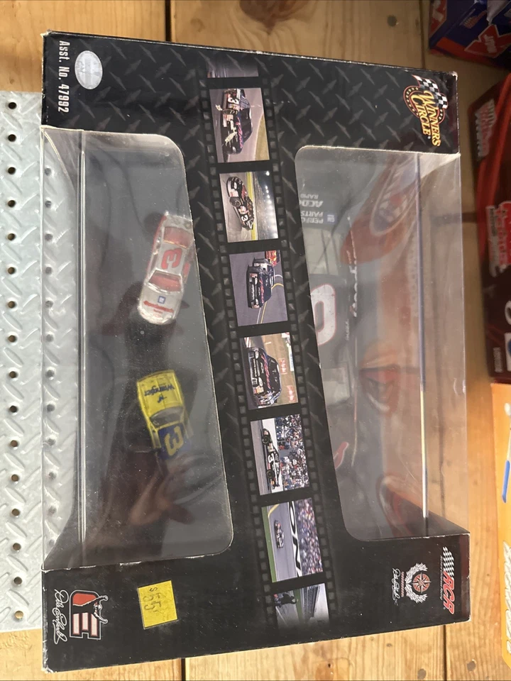 Juego de 3 coches Dale Earnhardt Sr Dale la película escala 1:24 y 1:64 versiones de carreras Foto 2 de 4
