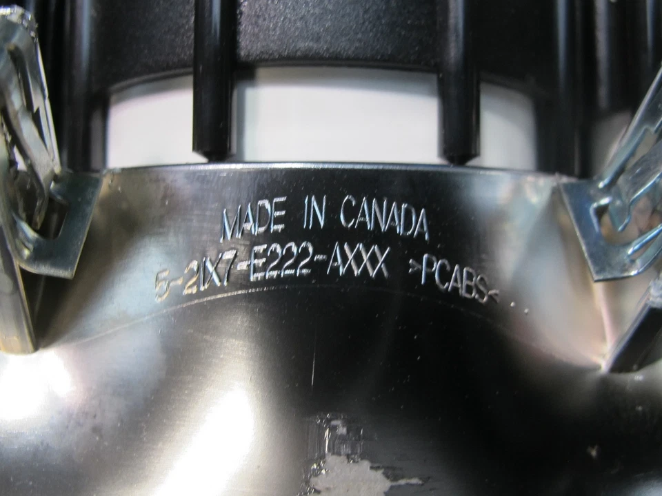 05-06 Chevrolet SSR CONSOLA CENTRAL DELANTERA TRÍPODE CALIBRE CLÚSTER OEM Foto 3 de 4