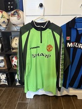 Vintage Umbro Manchester United 1998 Goalie Goalkeeper Soccer Jersey Size Large.