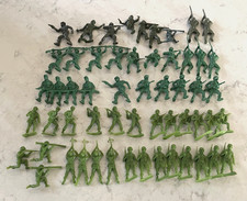 56 Plastic U.S. Army Men WW2, 1970s, 2.5  