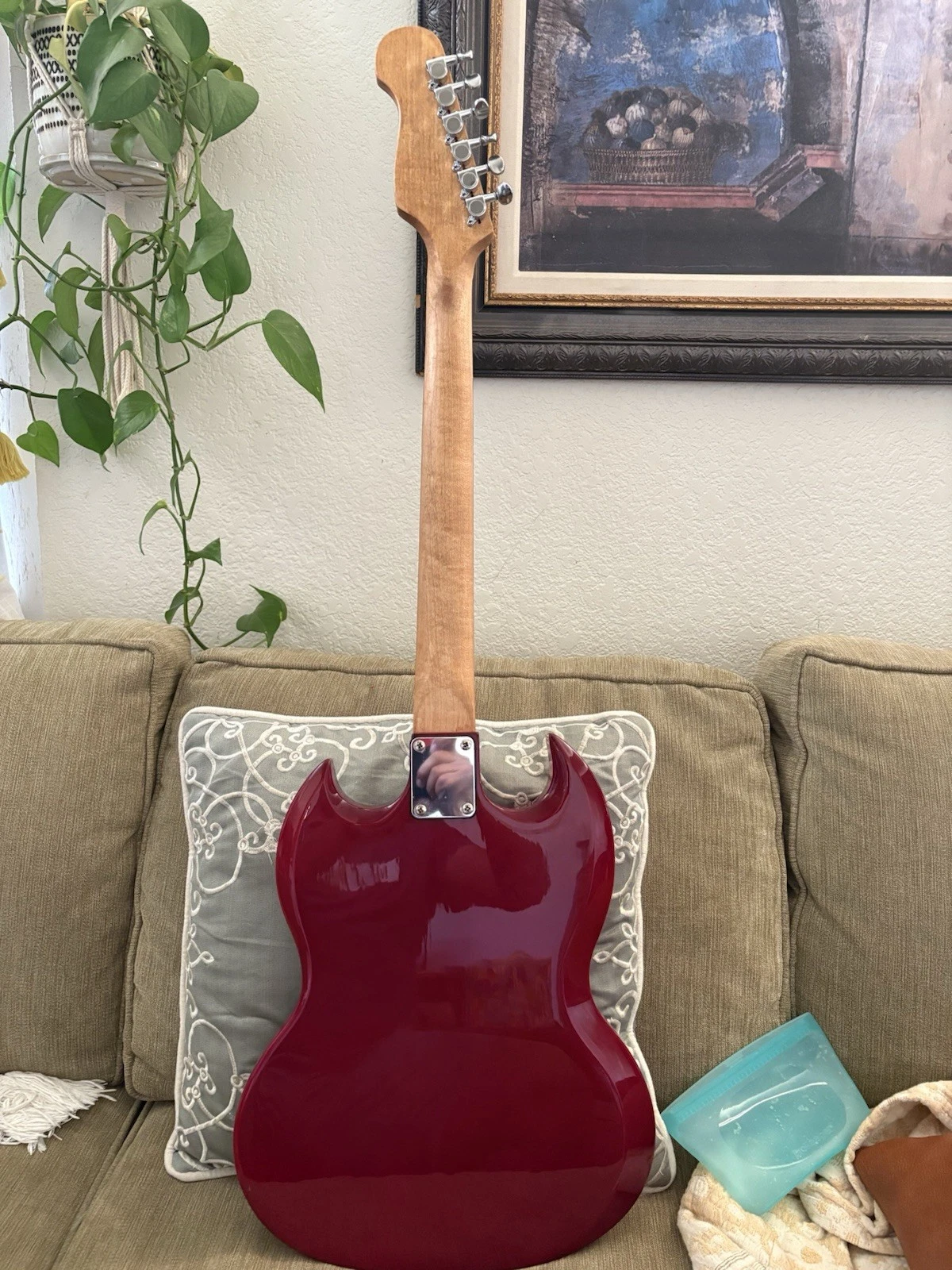 Picture 5 of 24