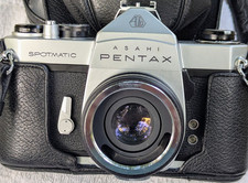 MINT Pentax Spotmatic SP 35mm SLR Film Camera Auto Teleplus 2X Lens Case Black