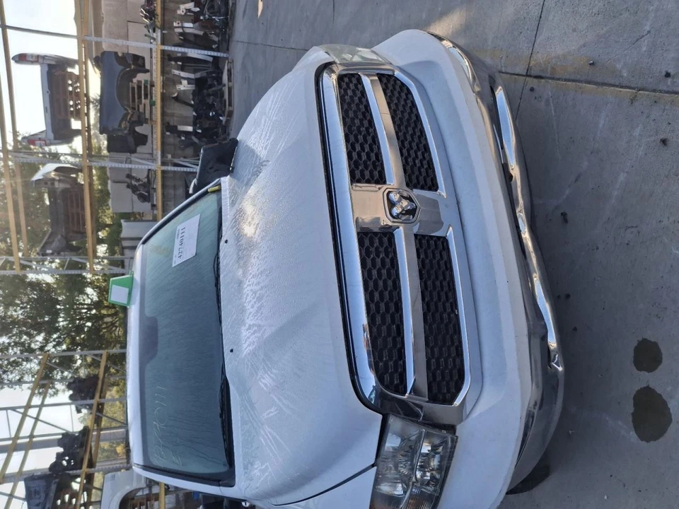 二手鼓风机电机 适合 2013 道奇 Ram 1500 2500 3500 带 8.4 触摸屏 — 第 3/4 张图片