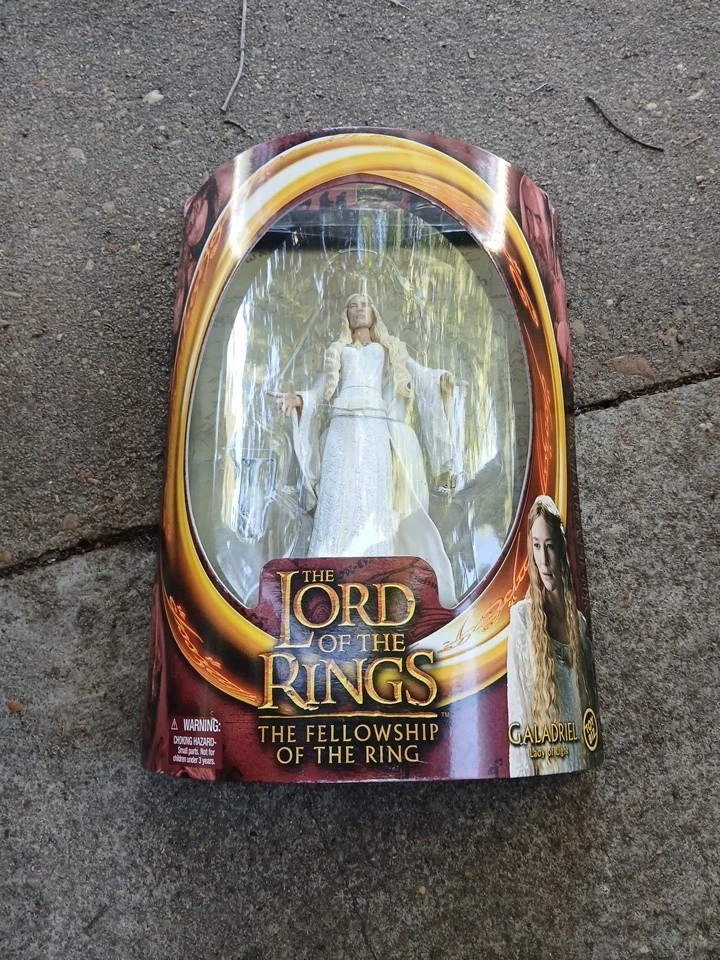 Lote a granel de (4) figuras LOTR Merry & Pippin, Berserker Uruk-Hai, Galadriel, Sam Foto 3 de 4