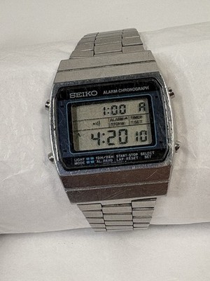 1981 Seiko Quartz Digital LCD Chrono Watch A939-5019 - Rare - New Battery - READ