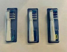 3 ORAL-B Deep Sweep Replacement Toothbrush Heads Refills Triaction NO PACKAGING