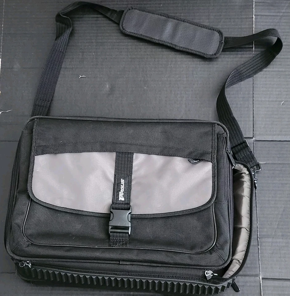 Estuche de Transporte TARGUS DELUXE, Bolsa de Mensajero, Modelo CPT400-02 Foto 2 de 4