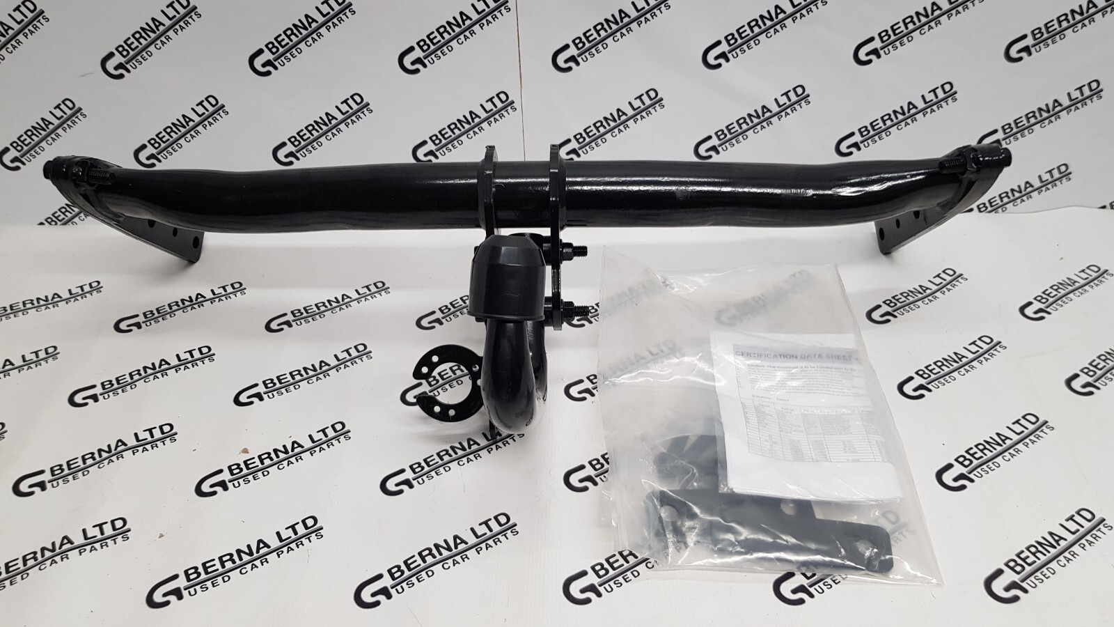 Genuine Volvo Xc60 up to 2017my Fixed Towbar 31359730 for sale 