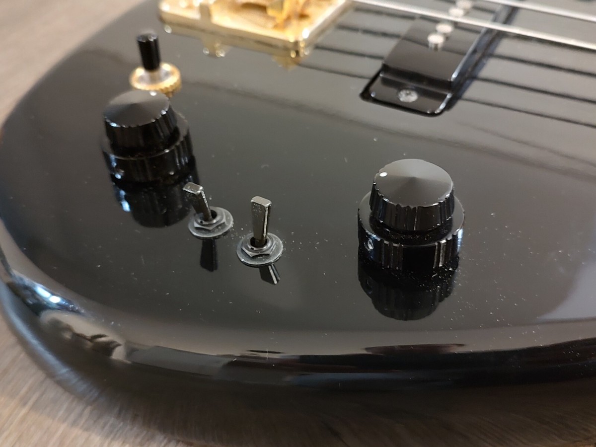 ARIA PRO 2 II RSB DELUXE BASS GUITAR BOTTOM CONCENTRIC KNOB