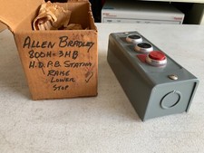 ALLEN BRADLEY 800H-3HB Heavy Duty Push Button Station Raise Lower Stop, NOS