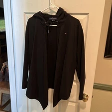 Tommy Hilfiger Hooded Cape / Solid Black / Medium / Tie At Neckline 