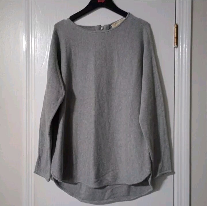 MICHAEL Michael Kors Pearl Heather Gray Sweater Ladies Size Medium Back Zipper