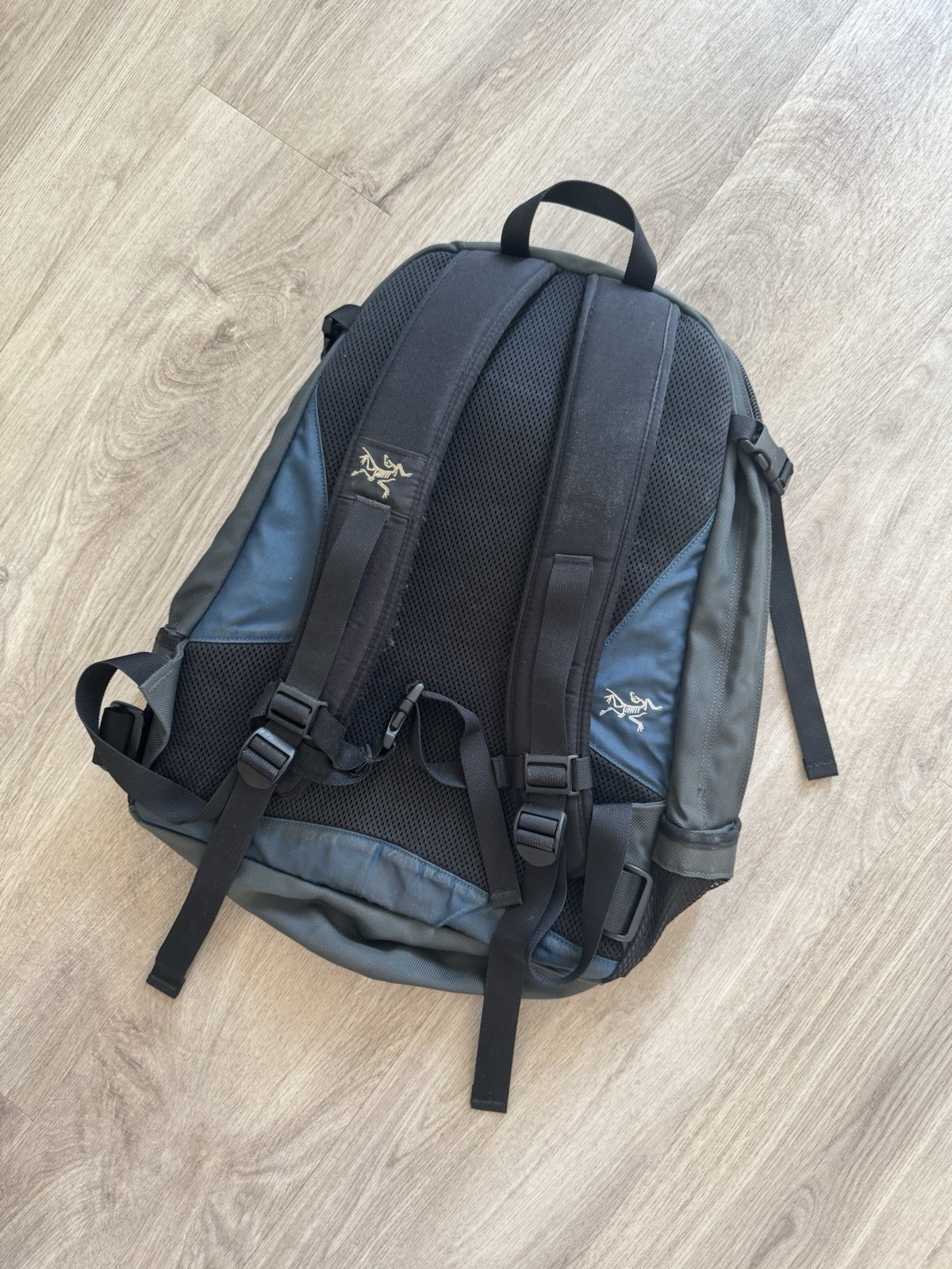 Arc'tery Y2K Vintage Rare Amp Navy Backpack | Medium size bag | Early 2000’s | image 7