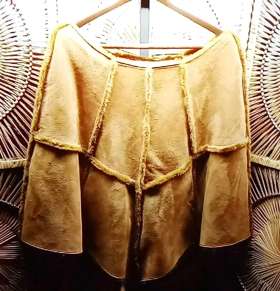 UGG Leather/Suede Poncho SP-MM