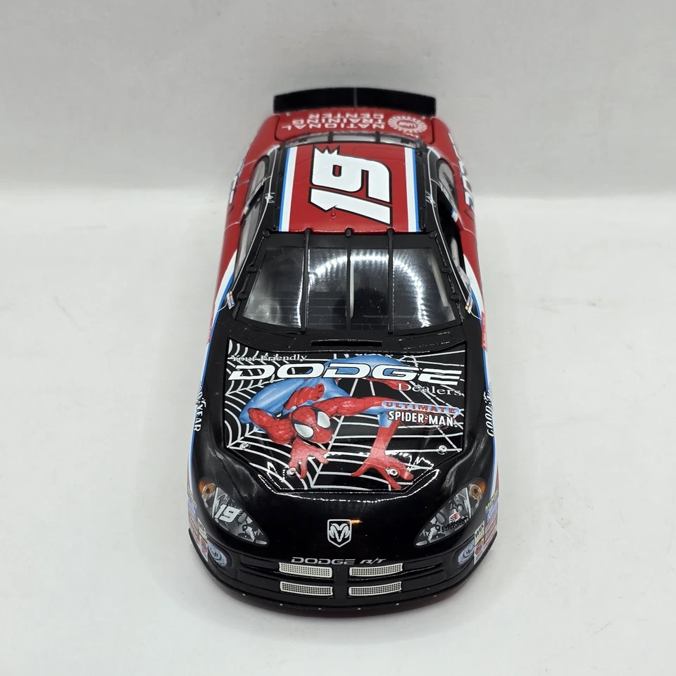 Action NASCAR 1:24 Scale Diecast 2001 Casey Atwood #19 Intrepid R/T Spider Man - Image 3 of 4