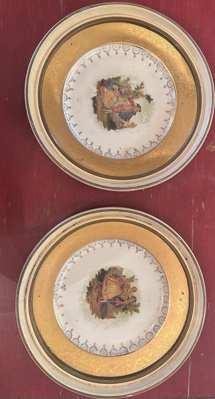 Set of 2 Porcelain Collector Plates Gold Trim Classical Artwork Round Decorative