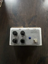 Fairfield Circuitry ~900 - Boutique fuzz guitar pedal
