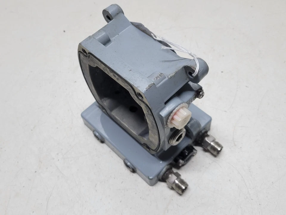 MASONEILAN SVI-II CAMFLEX II VALVE HOUSING - Image 3 of 4