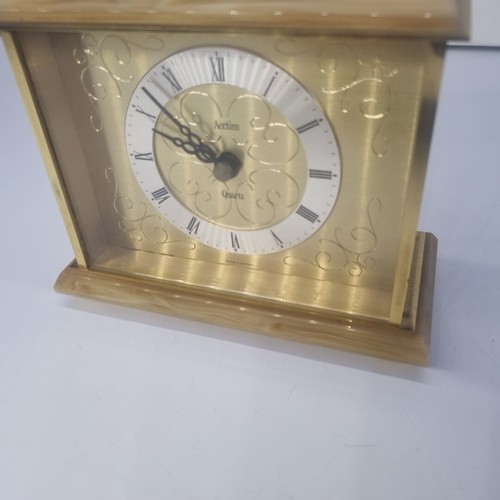 Acctim Germany Quartz Brass Engraved Design Bakelite Carriage Mantle Clock - Foto 4 di 12