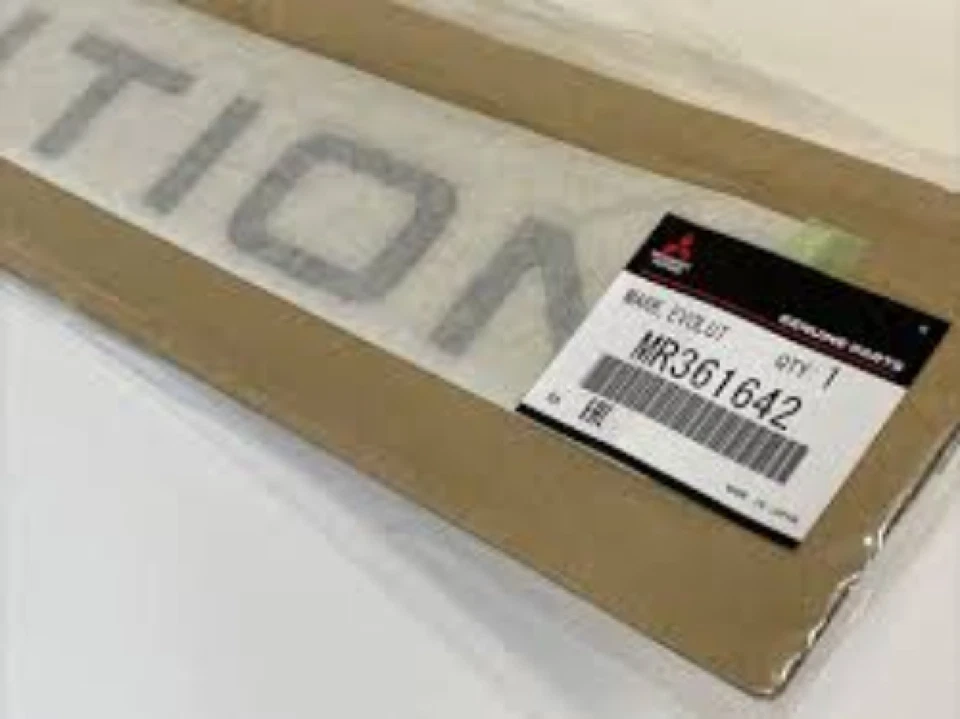 Genuine MITSUBISHI OEM PAJERO EVOLUTION Evolution Decal MR361642 - Изображение 3 из 4