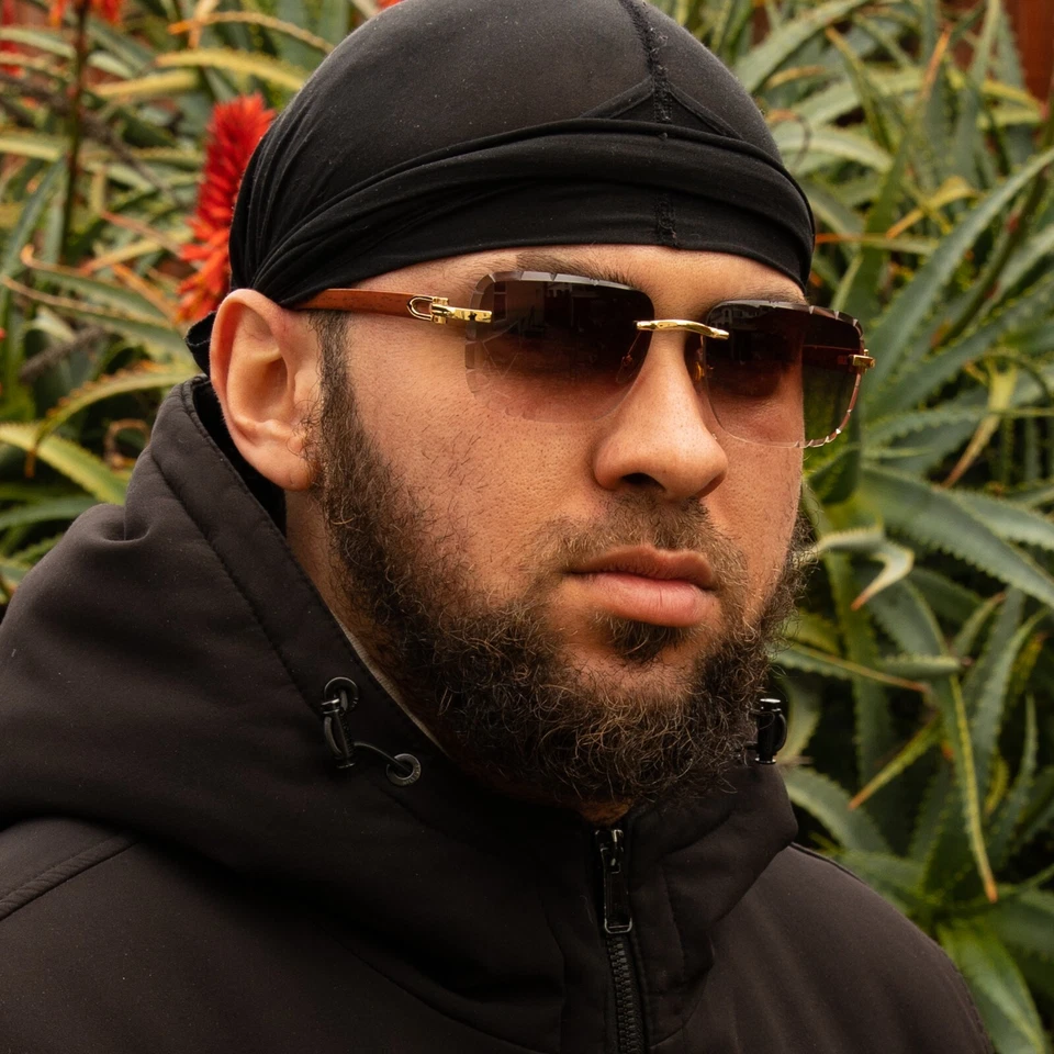 Gafas de sol para hombre sin montura borgoña degradado tinte hip hop marco dorado grano de madera Foto 4 de 4