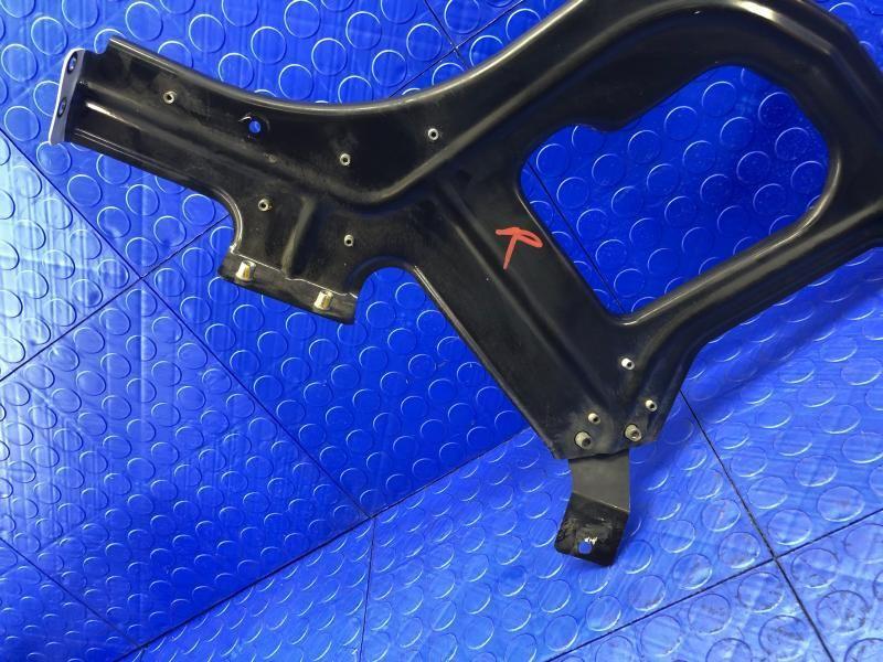 2016-2021 MCLAREN 570S REAR RIGHT QUARTER PANEL INNER MOUNTING BRACKET 13A4887CP