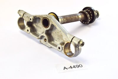 Suzuki GZ 125 Marauder Bj 1998 - lower triple clamp A4490 | eBay