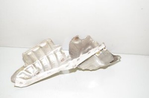 BMW G31 520d G20 G21 G32 G01 G02 Wärmeschutzblech Turbolader 8585811