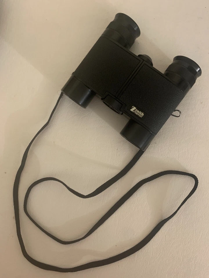 Zenith Tempest Blickwinkel 8x20 field 1000 yards light weigh Binoculars W/ Case - Image 3 of 4