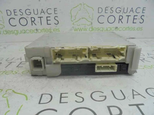 8273047510 Sicherungshalter für TOYOTA PRIUS (ZVW30) Plug-in Hybrid Advance 425448 - Bild 2 von 10
