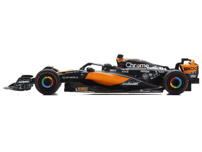 McLaren MCL60 #81 O. Piastri Chrome F1 Las Vegas GP (2023) 1 McLaren MCL60 #81 O. Piastri Chrome F1 Las Vegas GP (2023) 1