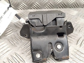 MERCEDES CLS320 3.0L CDI COUPE 4 Door 2005-2010 BOOTLID LOCK MECH A1717500085