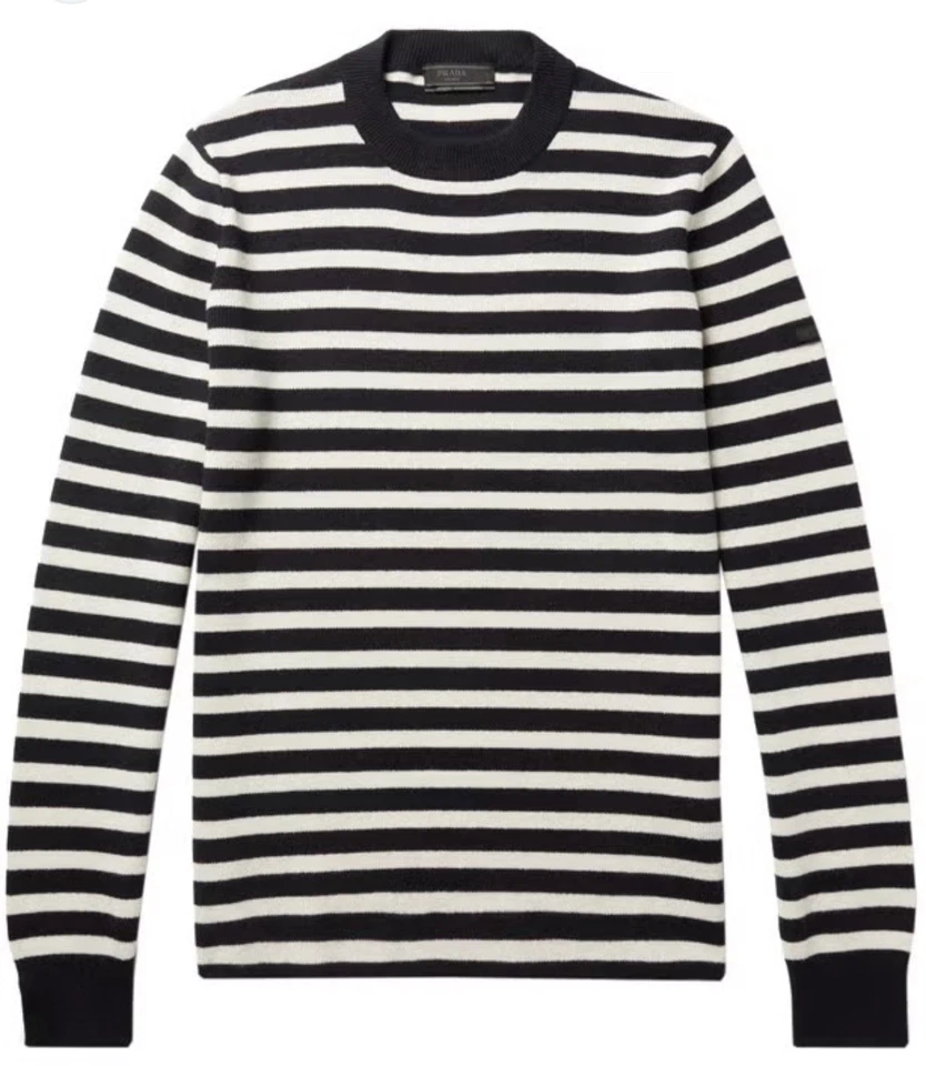 Suéter masculino Prada tamanho 56 clássico azul marinho listra vermelha lã logotipo Itália US$ 690 - Imagem 2 de 4