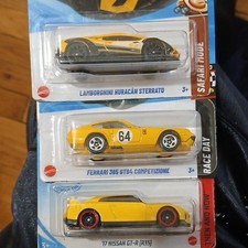 Hot Wheels Diecast Car Lot Lamborghini Ferrari Nissan GT-R Yellow Collection