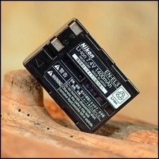 Genuine Nikon EN-EL3 Battery fits D50 D70 D100 Digital SLRs OEM