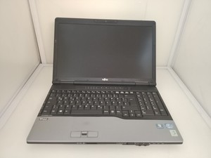 Fujitsu Lifebook E782 Laptop als Ersatzteilspender (R8 1127)