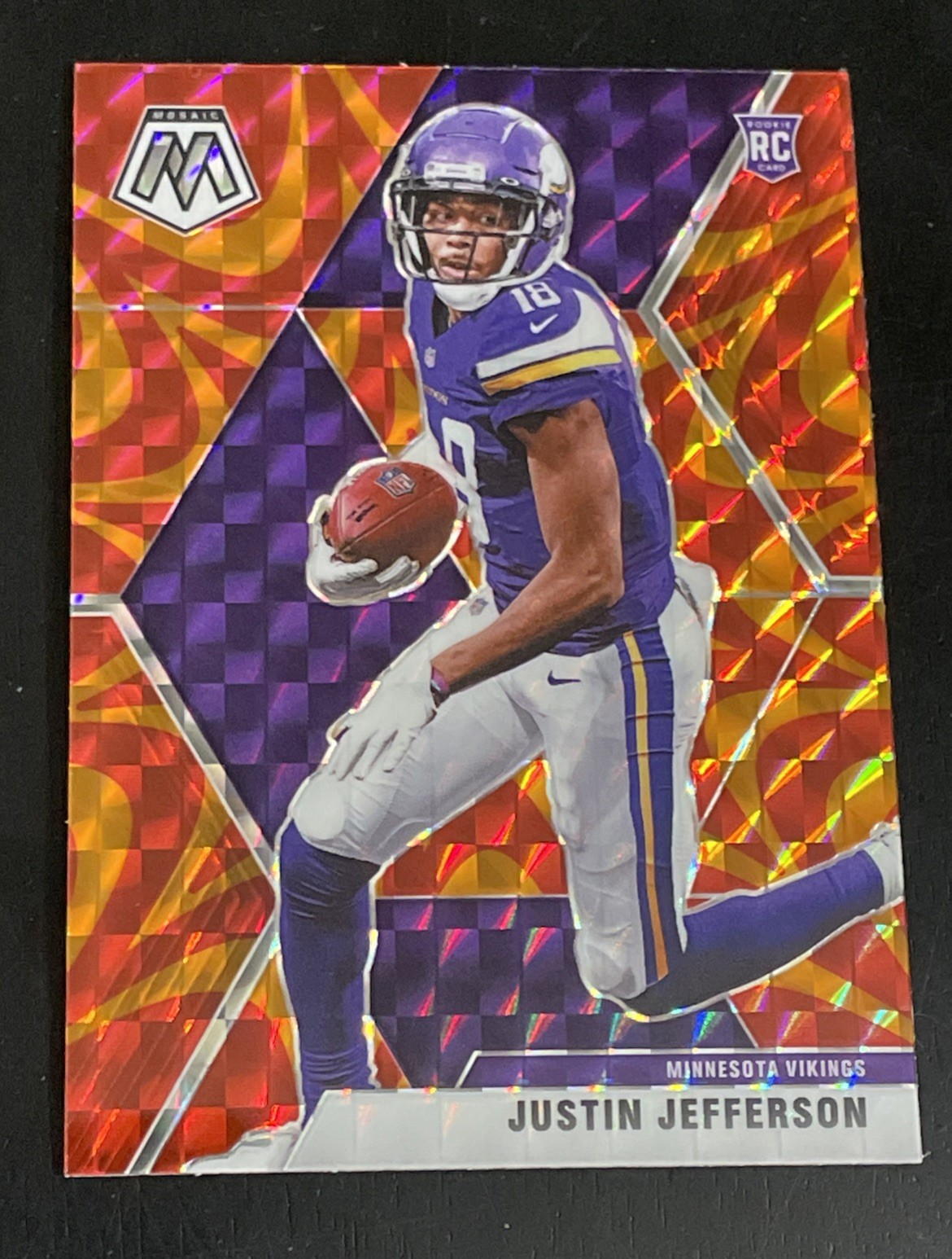 2020 Panini Mosaic Rookies Justin Jefferson #209 Mosaic Reactive Orange Prizm
