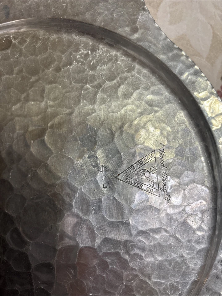 Vtg Hand Wrought Creations  Tulips Aluminum with Handles Rodney Kent - Image 3 of 4