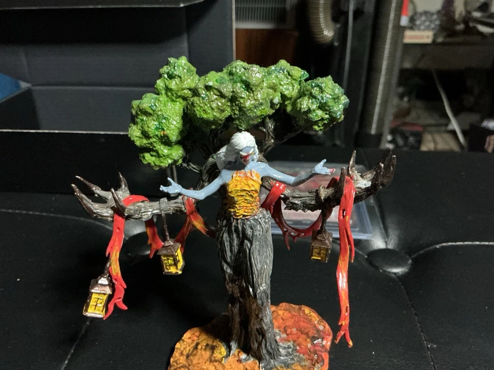 MAGIC THE GATHERING WRENN AND SEVEN PAINTED MINIATURES -Code: 90401 W /card - Image 2 of 4