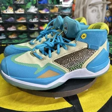 New Balance Kawhi Moreno Valley Size 6.5M  VNDS