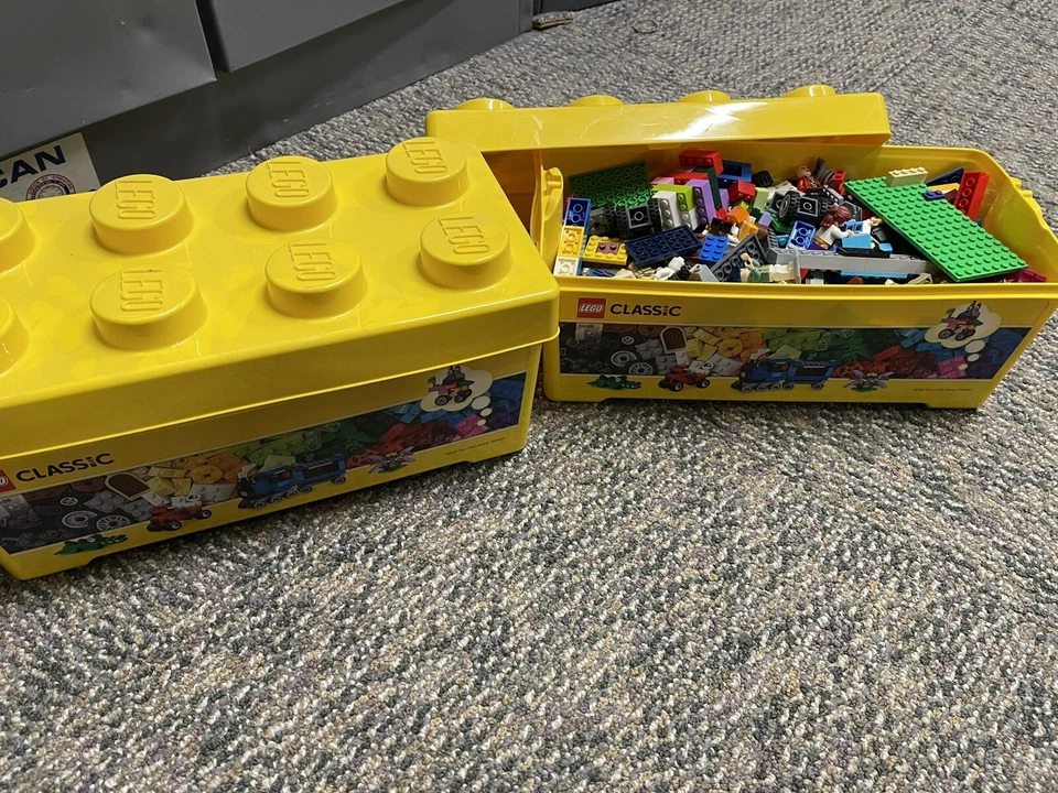 Lego Classic Creative Brick Box (10696)  Over Full - Image 4 of 4