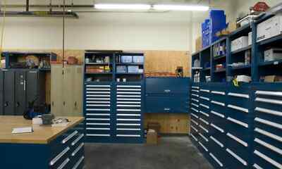 STANLEY VIDMAR 2 SHELF OVERHEAD MODULAR PARTS TOOL STORAGE CABINET 30x27x31