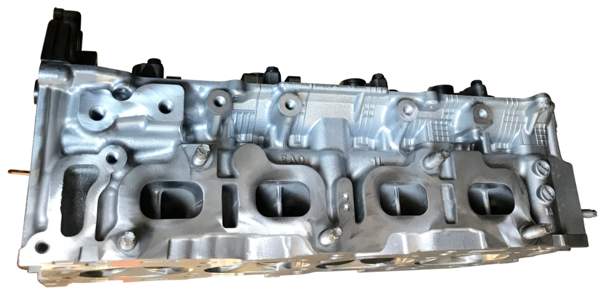 Nissan 2.5 DOHC Cylinder Head QR25DE EA0 Frontier Suzuki