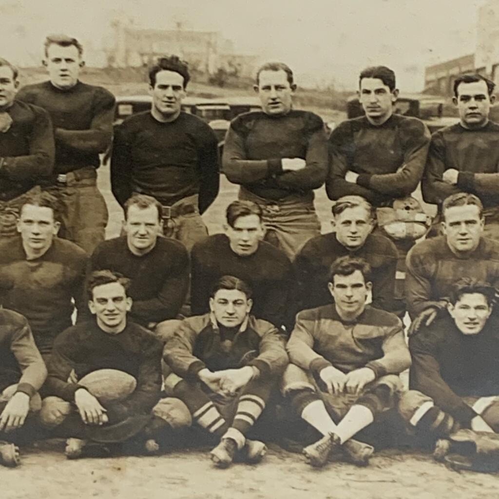 VINTAGE PHILADELPHIA TACONY ACES HIGH SCHOOL FOOTBALL TEAM PHOTO