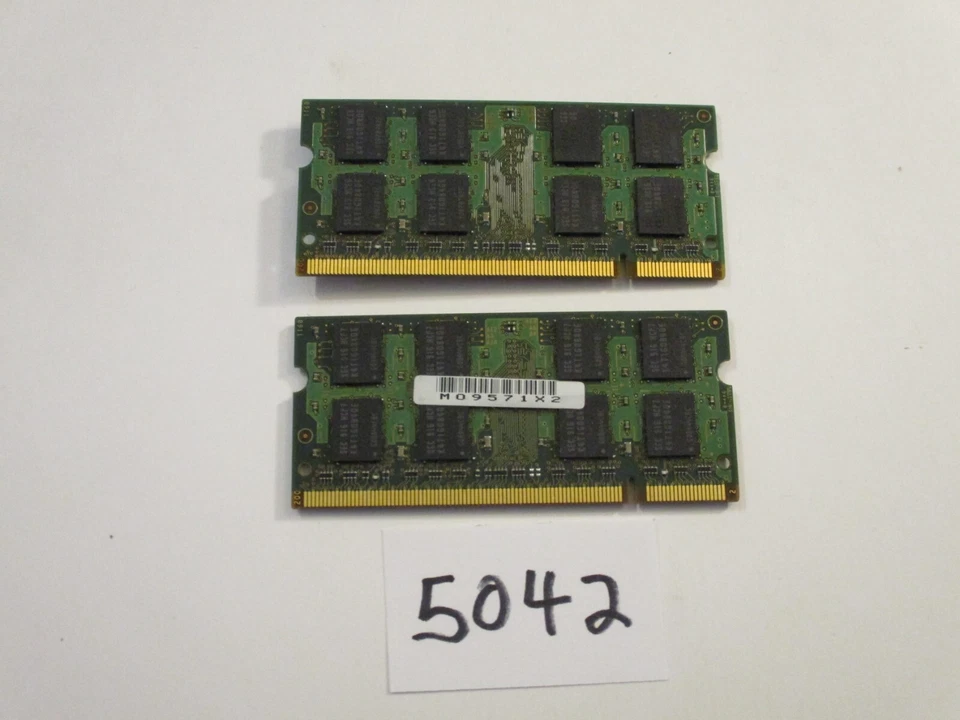 Samsung 2x2Gb=4Gb 800Mhz PC2-6400 DDR2 SODIMM laptop memory RAM (5042) - Image 2 of 2