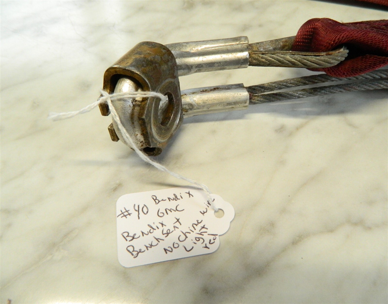 Seat Belt 9598 GMC Chevy Truck Driver Passenger Lap Bendix Receiver