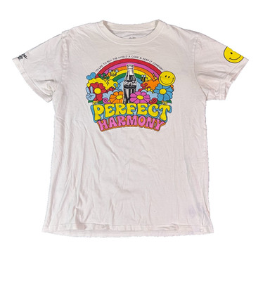 Vintage Coca-Cola Perfect Harmony Graphic T-Shirt Unity Collection White Size M