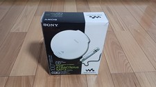 Very Rare  New, unused Sony D-NE20 Portable CD Walkman ATRAC/MP3 Player
