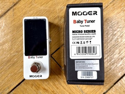 Mooer Baby Tuner Effektpedal Stimmgerät E-Gitarre Guitar Bass True Bypass Weiß