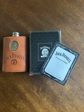NEW IN BOX Vintage Jack Daniel’s Learherbound Whiskey Flask Limited